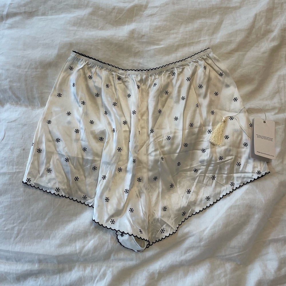 NWOT Dôen Marilyn Short in Sea Salt - Picture 3 of 7